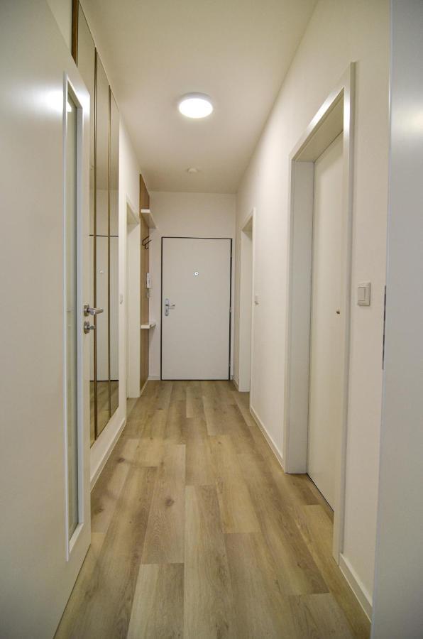 Apartman Astrid 4 Микулов Экстерьер фото